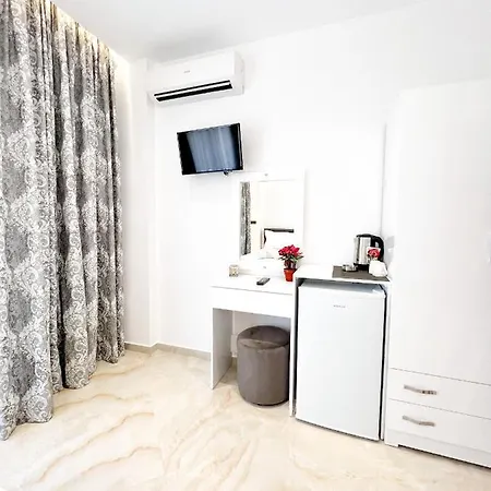 Hotel Ionian View Himare