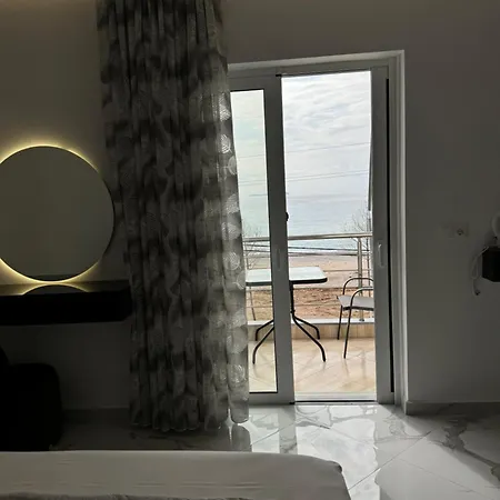 Hotel Ionian View Himare